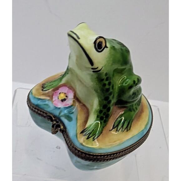 Limoges Frog on Lily Pad Trinket Box Hand Painted France Porcelain Signed PHB - Picture 2 of 7